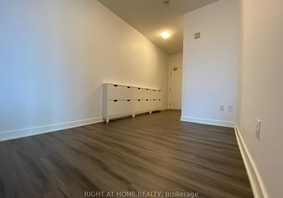 33-singer-court-north-york-ontario-c12357755