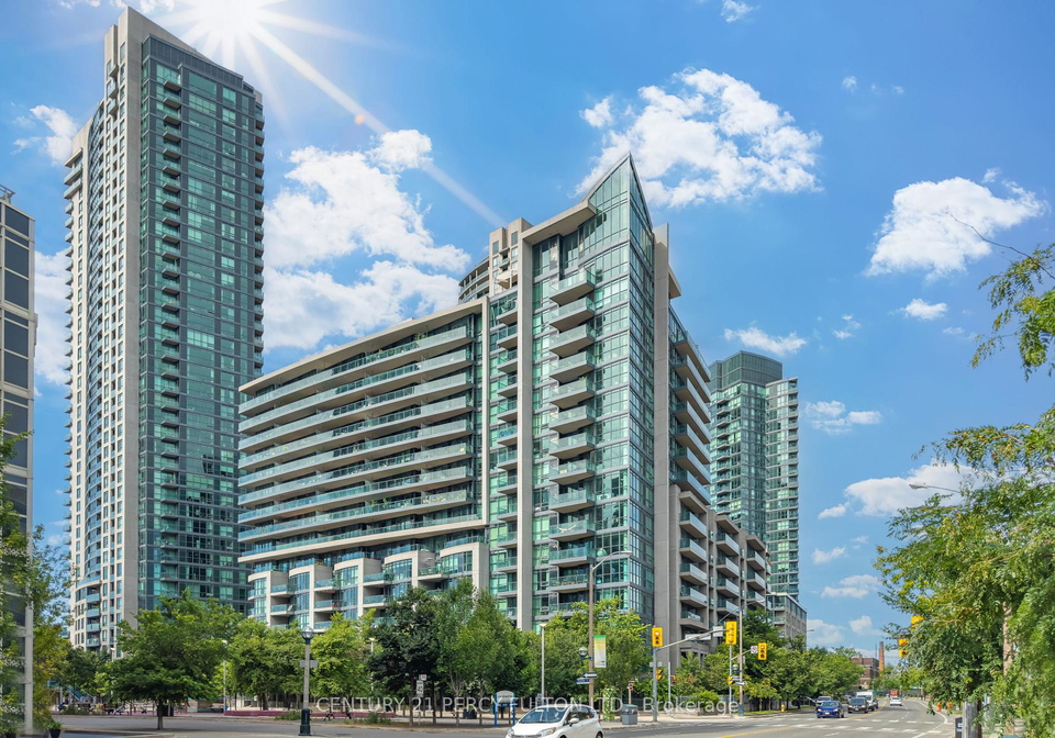 209-fort-york-boulevard-toronto-ontario-c12358126