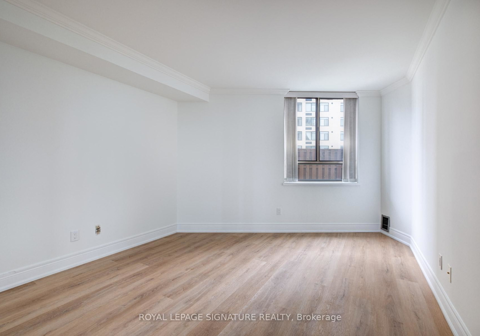 260-queens-quay-w-toronto-ontario-c12358127