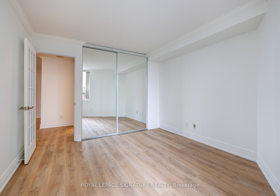 260-queens-quay-w-toronto-ontario-c12358127