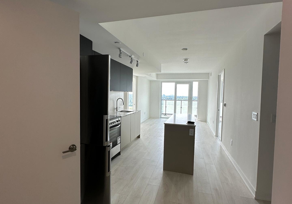 8-tippett-road-toronto-ontario-c12358400