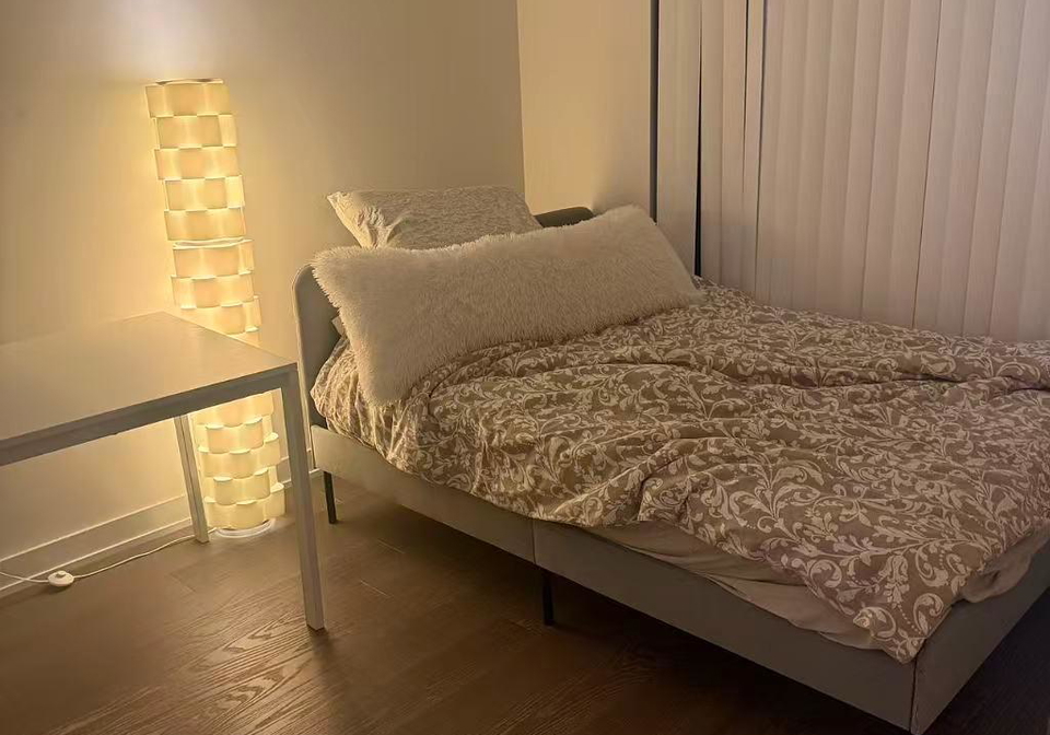 11-wellesley-street-w-toronto-ontario-c12358447