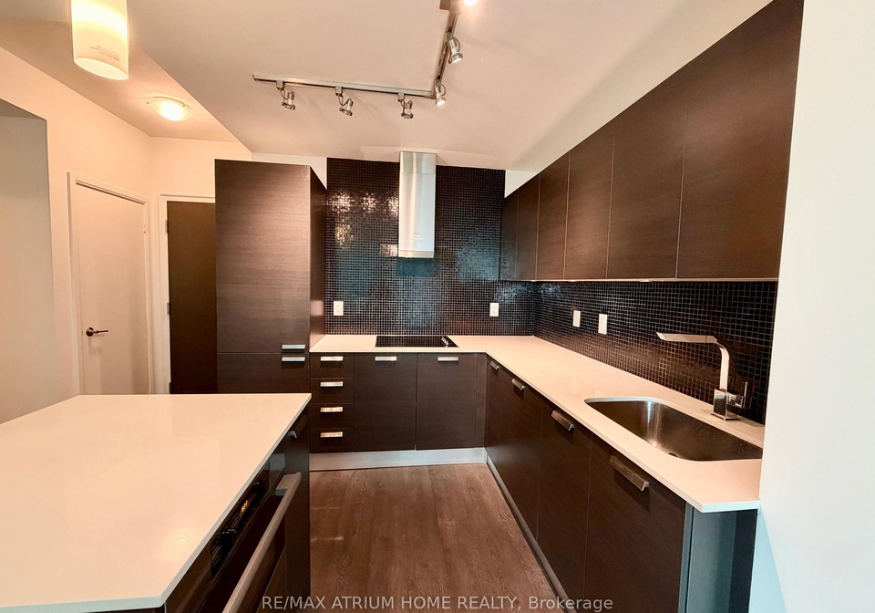 9-bogert-avenue-toronto-ontario-c12358463