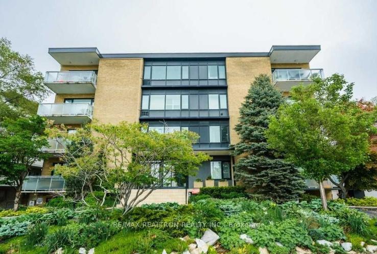 1901-bayview-avenue-east-york-ontario-c12358488