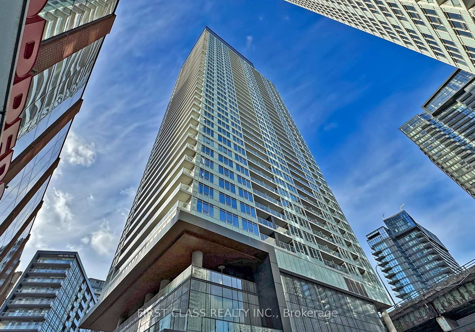 19-bathurst-street-toronto-ontario-c12358686