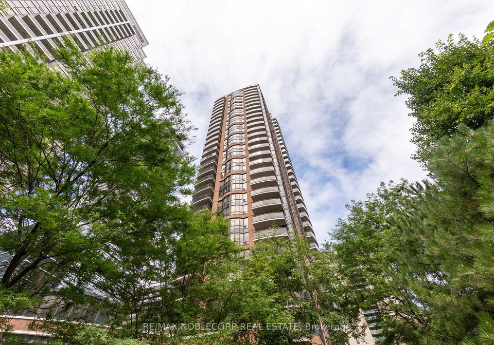 33-sheppard-avenue-e-north-york-ontario-c12358693