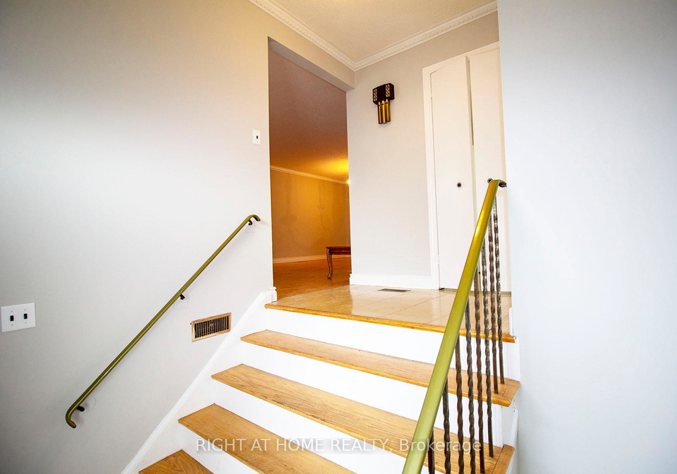 55-mentor-boulevard-north-york-ontario-c12358772