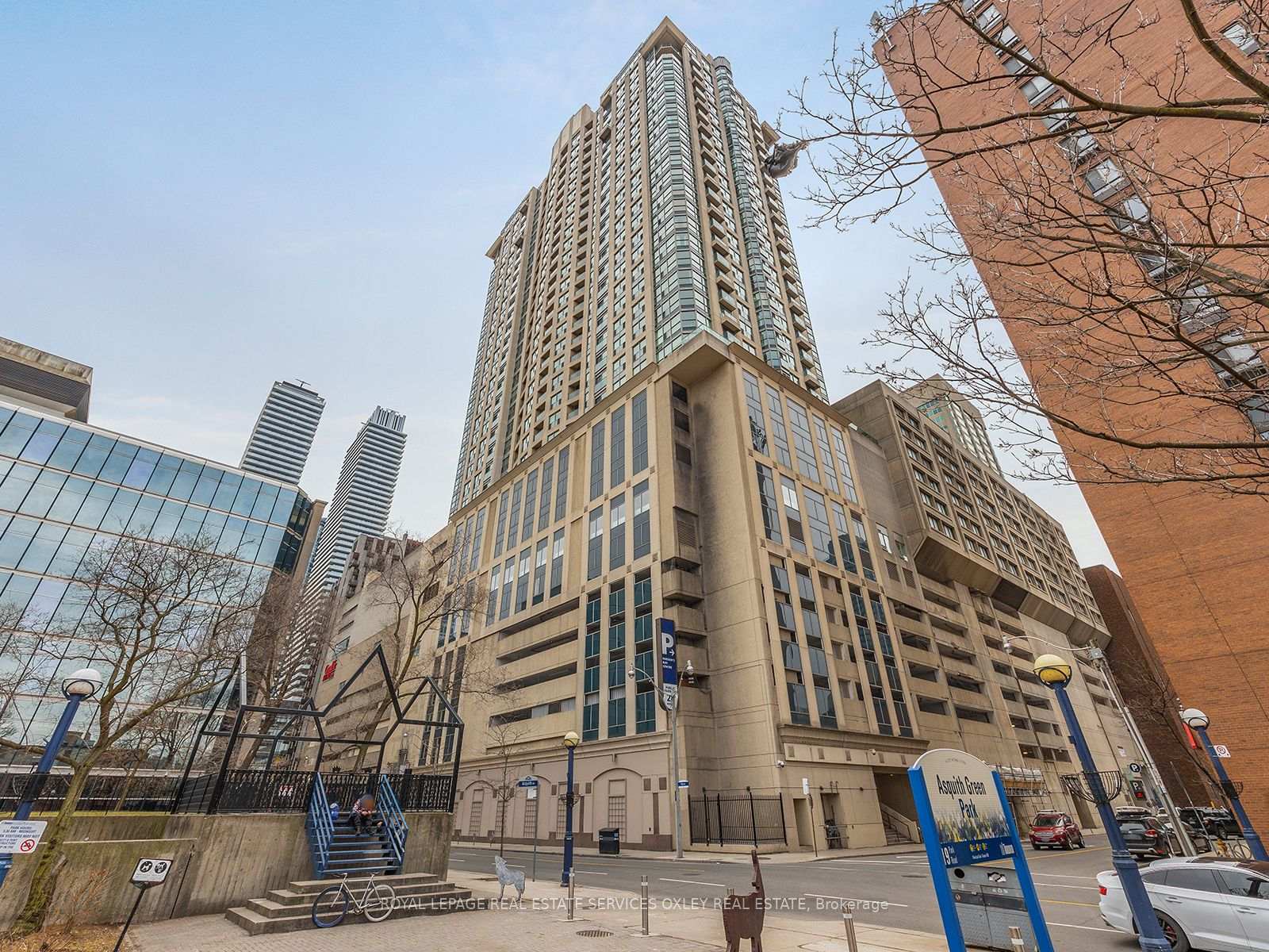 8-park-road-toronto-ontario-c12358775