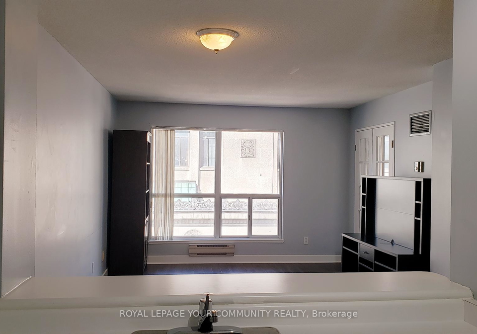 7-carlton-street-toronto-ontario-c12358823