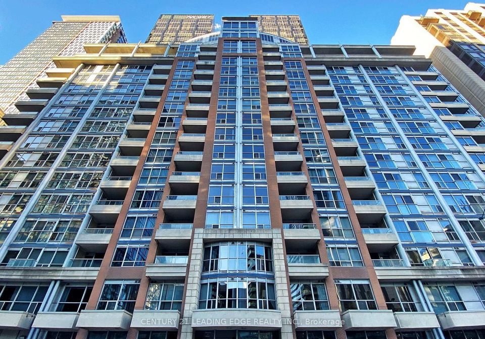 250-wellington-street-w-toronto-ontario-c12358854