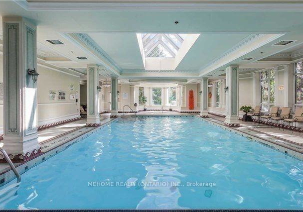 18-sommerset-way-north-york-ontario-c12358925
