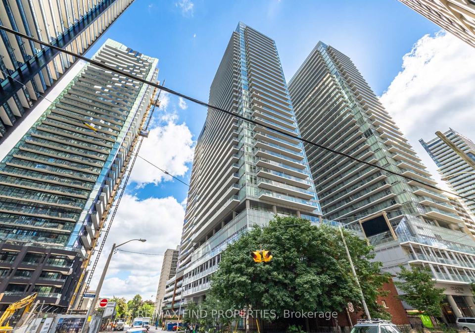 99-broadway-avenue-toronto-ontario-c12358944