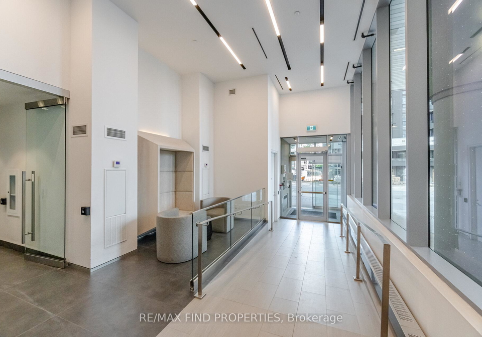 99-broadway-avenue-toronto-ontario-c12358944