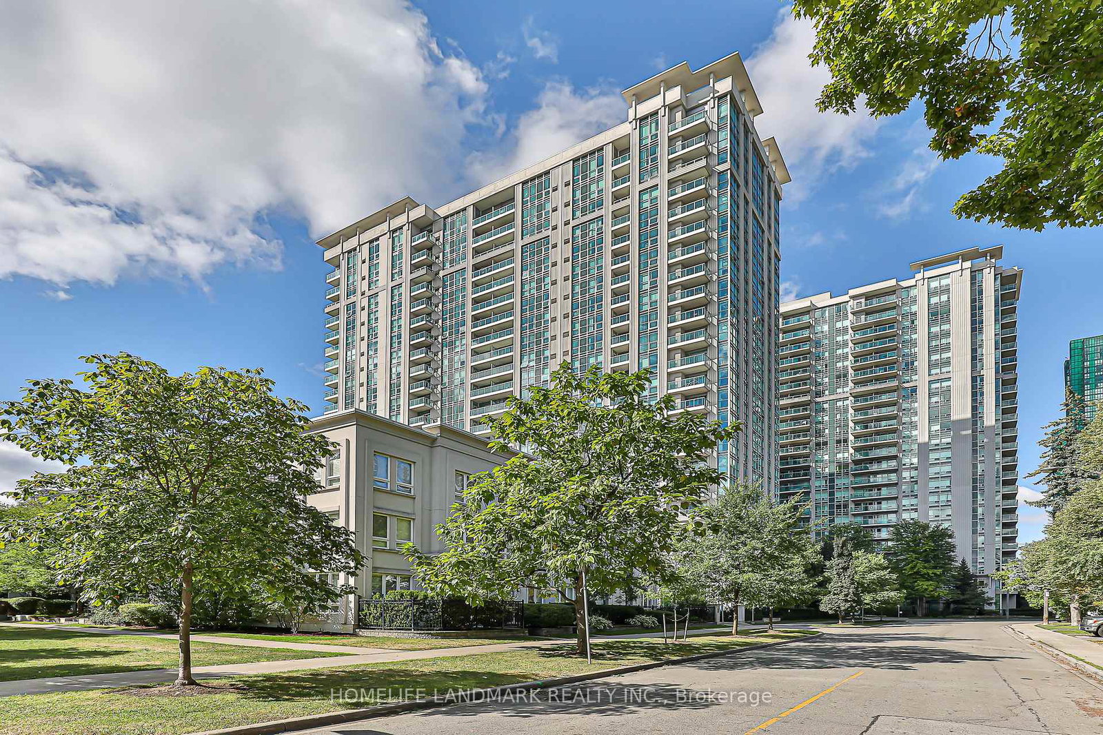 17-anndale-drive-north-york-ontario-c12359010