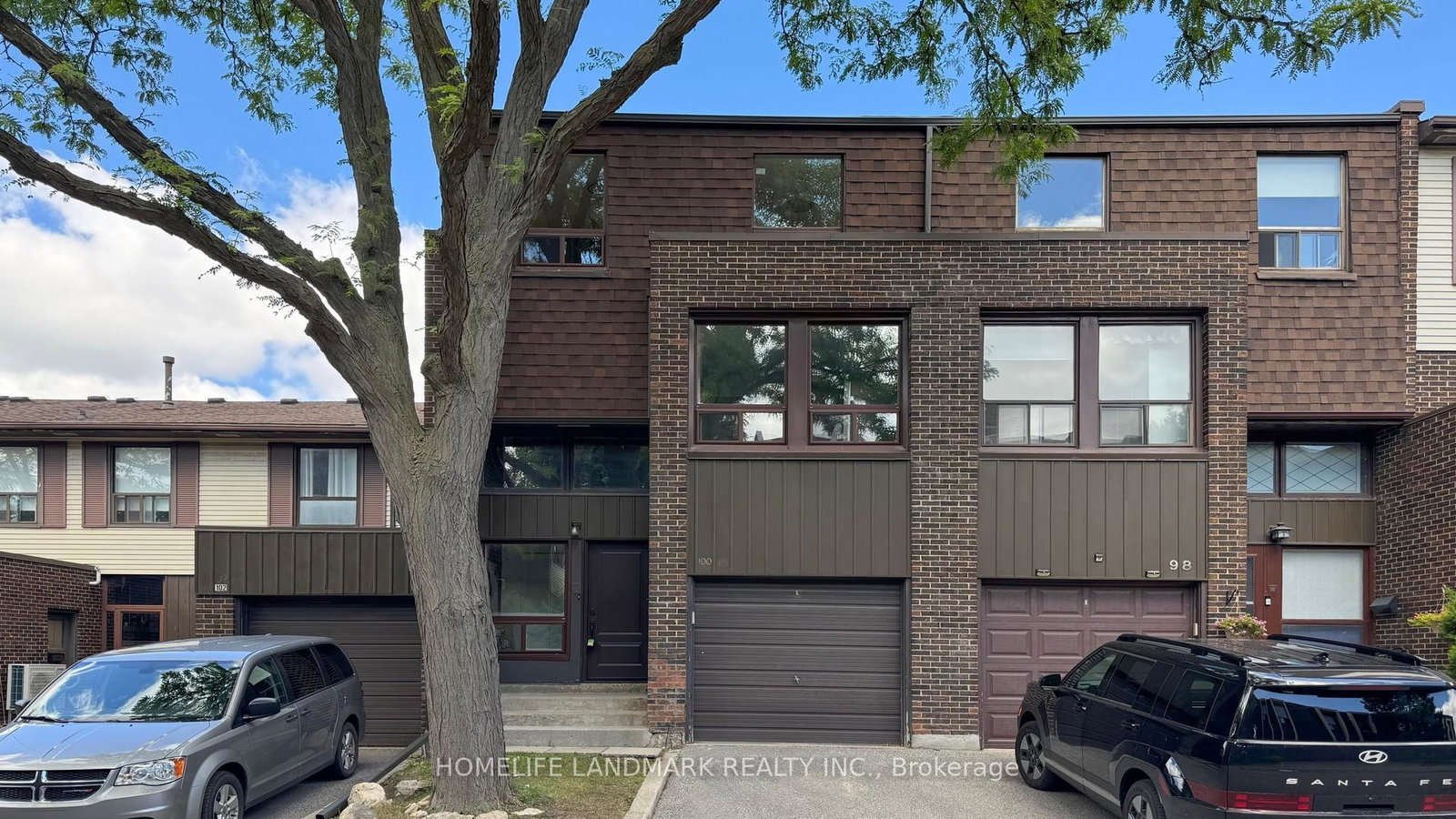 100-spire-hill-way-north-york-ontario-c12359038