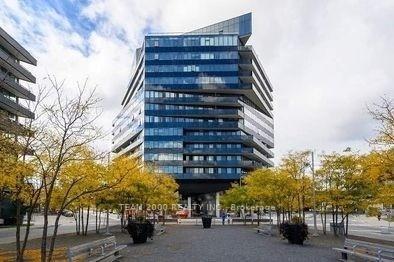 21-lawren-harris-square-toronto-ontario-c12359040