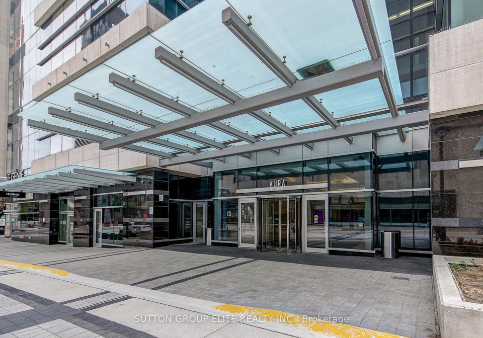 386-yonge-street-toronto-ontario-c12359183