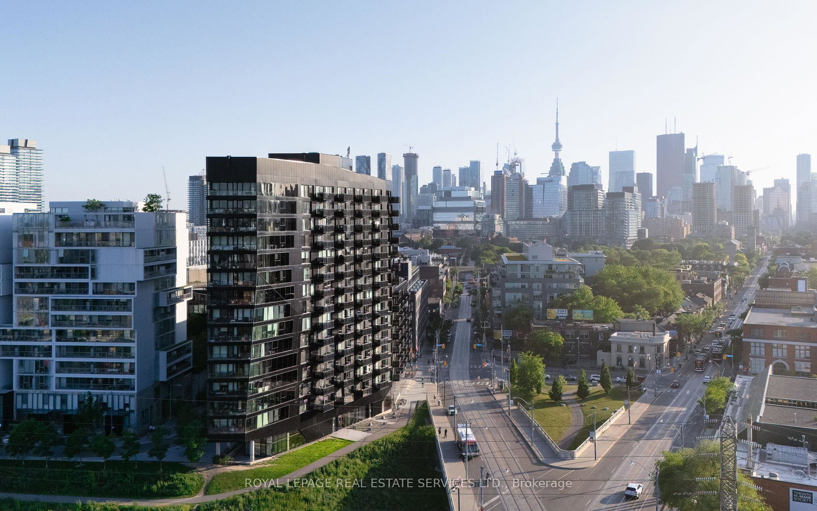 51-trolley-crescent-toronto-ontario-c12359335