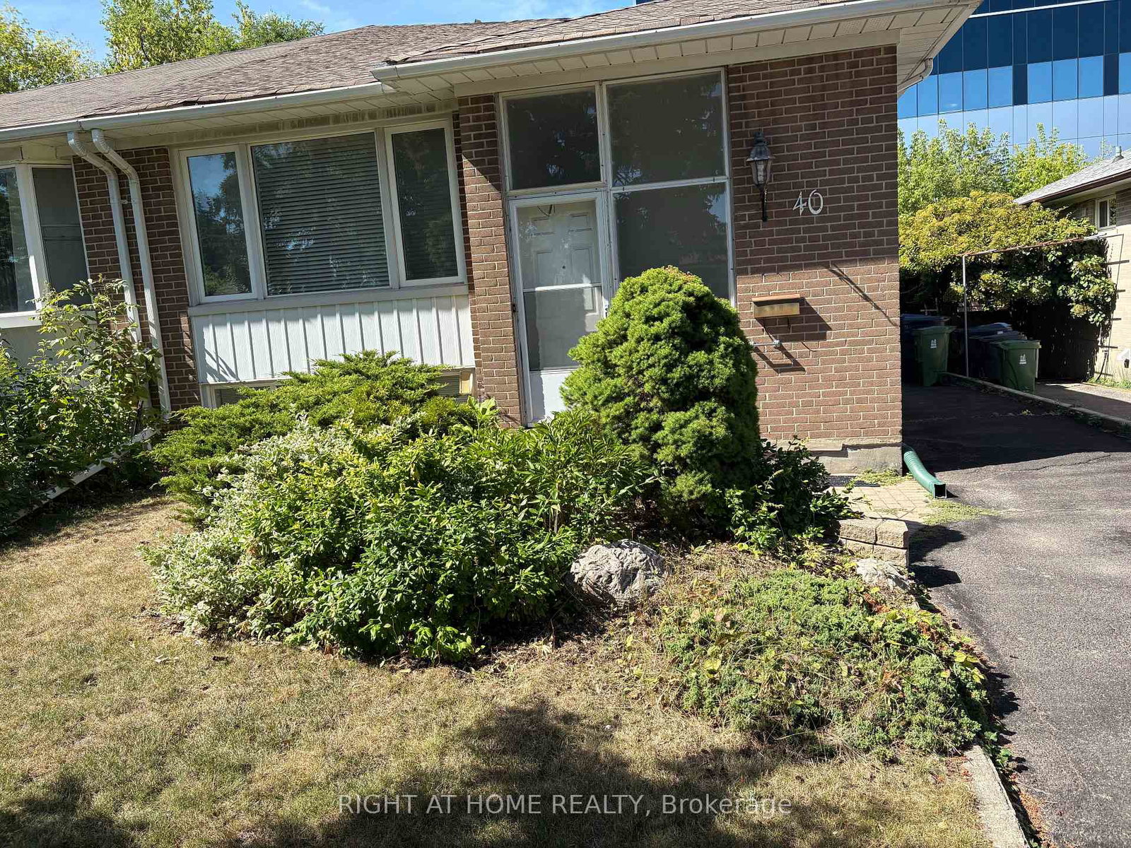 40-caracas-road-north-york-ontario-c12359539