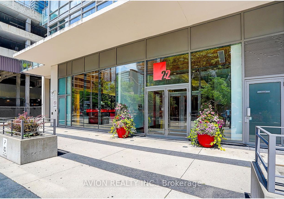 22-wellesley-street-e-toronto-ontario-c12359731
