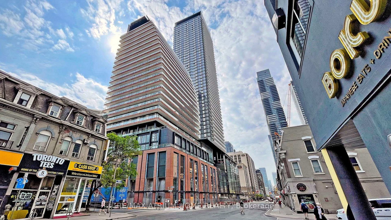 501-yonge-street-toronto-ontario-c12359848
