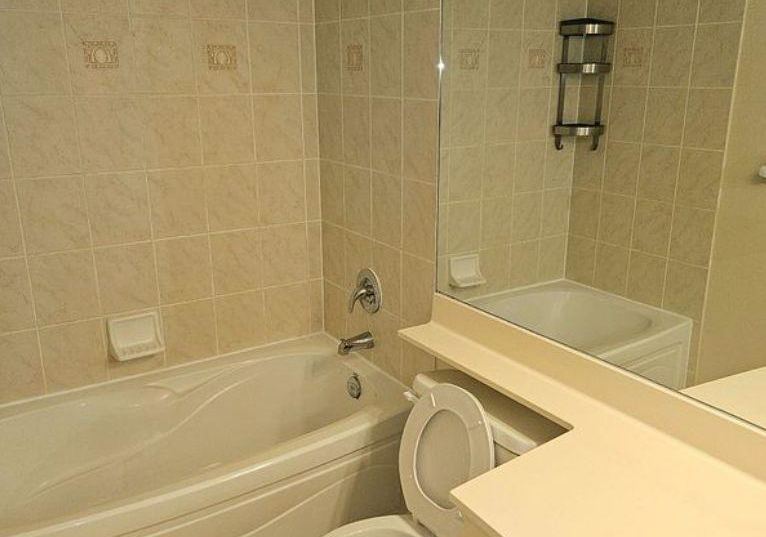 8-mckee-avenue-north-york-ontario-c12359998