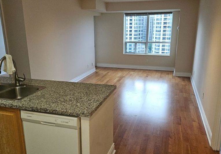 8-mckee-avenue-north-york-ontario-c12359998