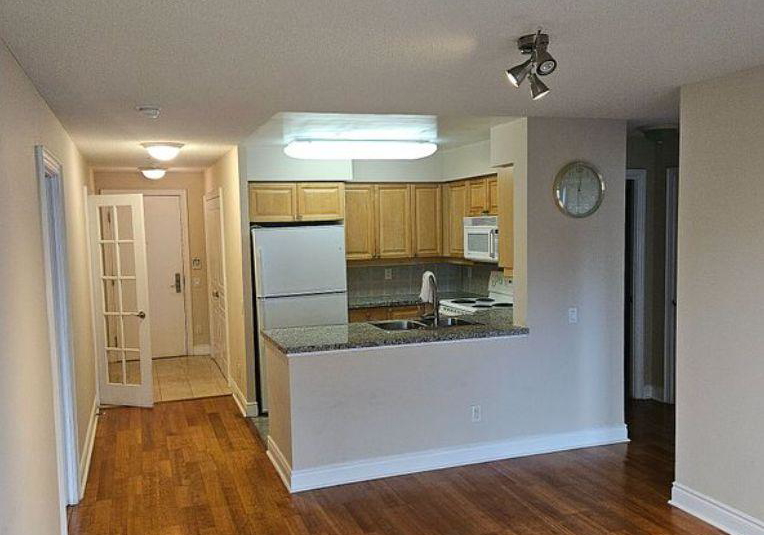 8-mckee-avenue-north-york-ontario-c12359998