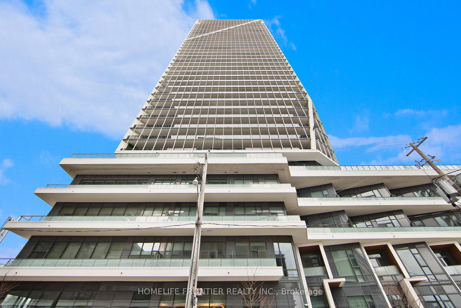 50-ordnance-street-toronto-ontario-c12360050