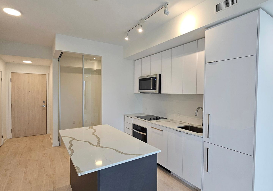 181-sheppard-avenue-e-north-york-ontario-c12360080