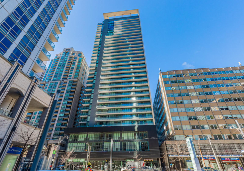 770-bay-street-toronto-ontario-c12360093