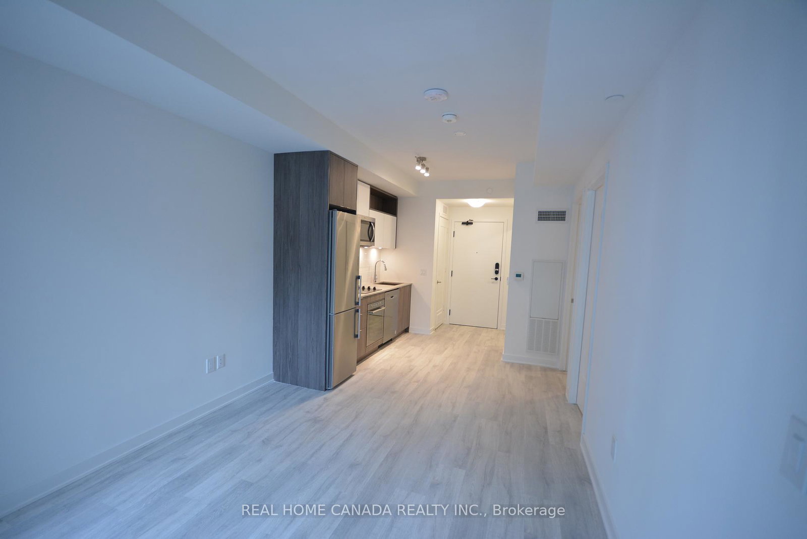60-princess-street-toronto-ontario-c12360582