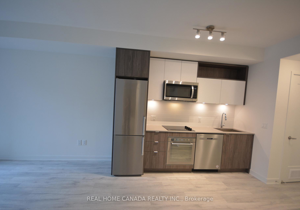 60-princess-street-toronto-ontario-c12360582
