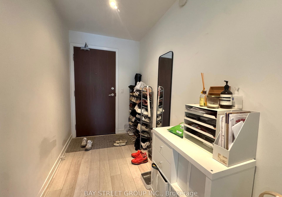 117-mcmahon-drive-north-york-ontario-c12360606