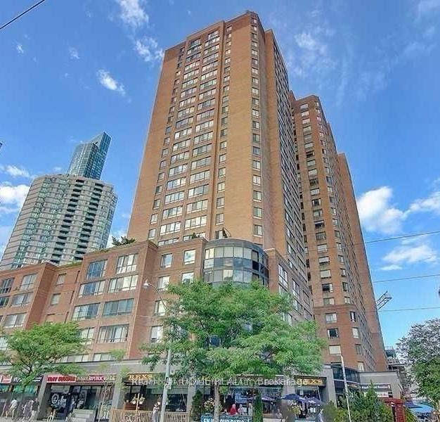 633-bay-street-toronto-ontario-c12360631