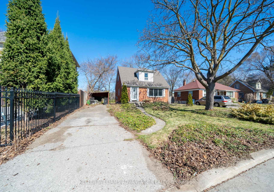 144-upper-canada-drive-n-north-york-ontario-c12360698