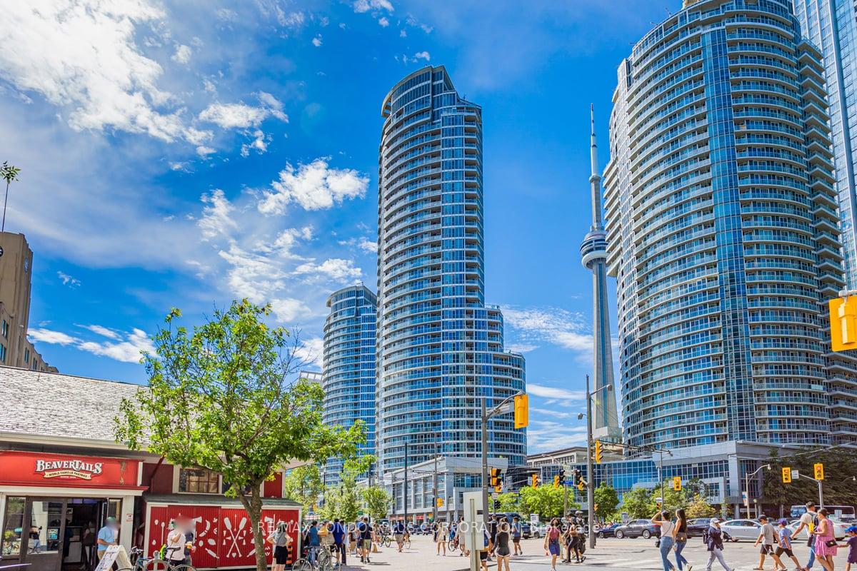 208-queens-quay-w-toronto-ontario-c12360707