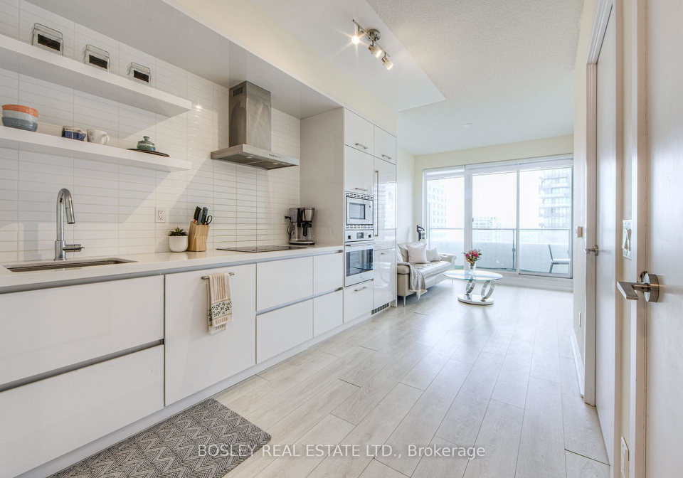 2221-yonge-street-toronto-ontario-c12360959