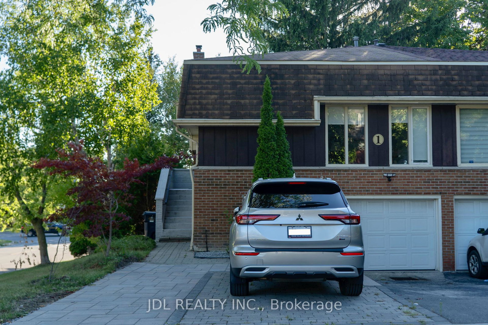 1-shadberry-drive-north-york-ontario-c12361006