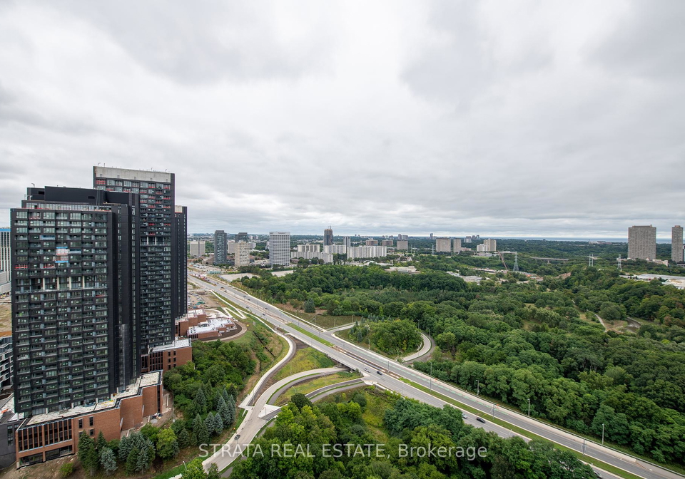 30-inn-on-the-park-drive-north-york-ontario-c12361085