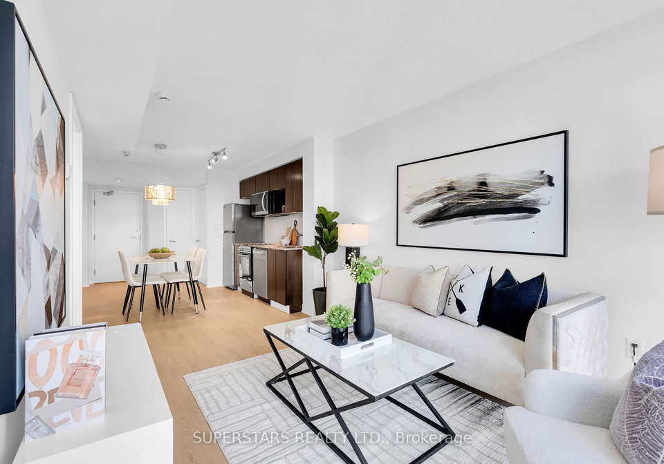 15-fort-york-boulevard-toronto-ontario-c12361209