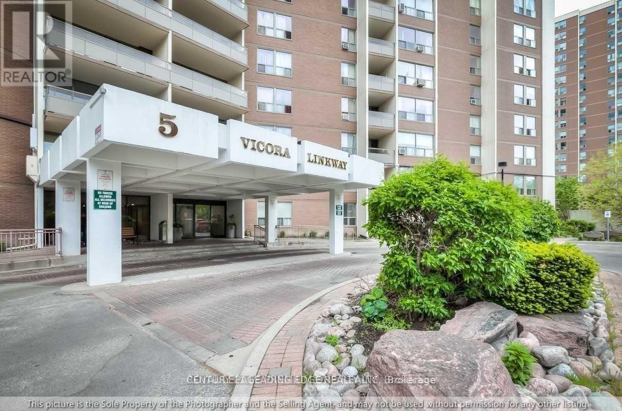 5-vicora-linkway-east-york-ontario-c12361256