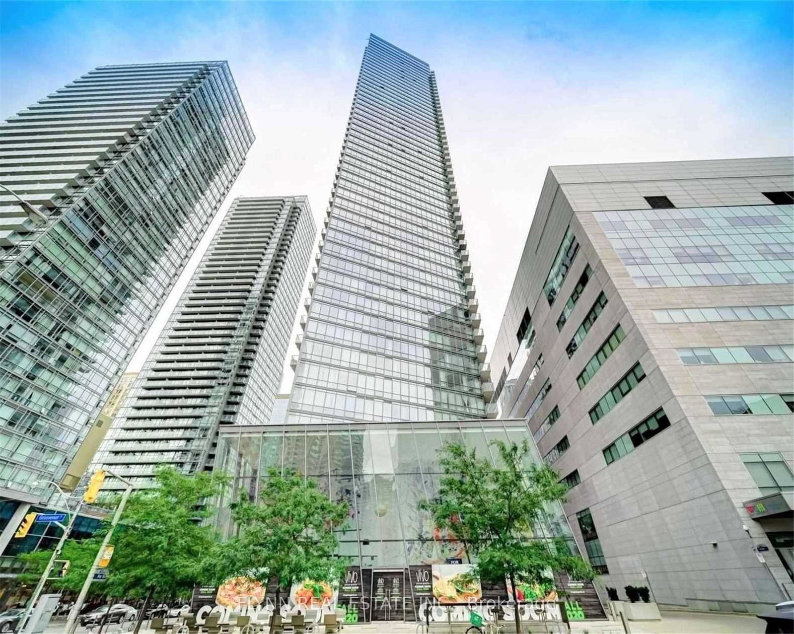 832-bay-street-toronto-ontario-c12361335