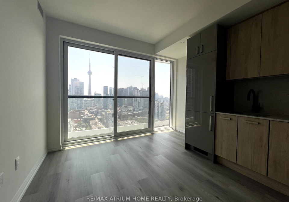 280-dundas-street-w-toronto-ontario-c12361341