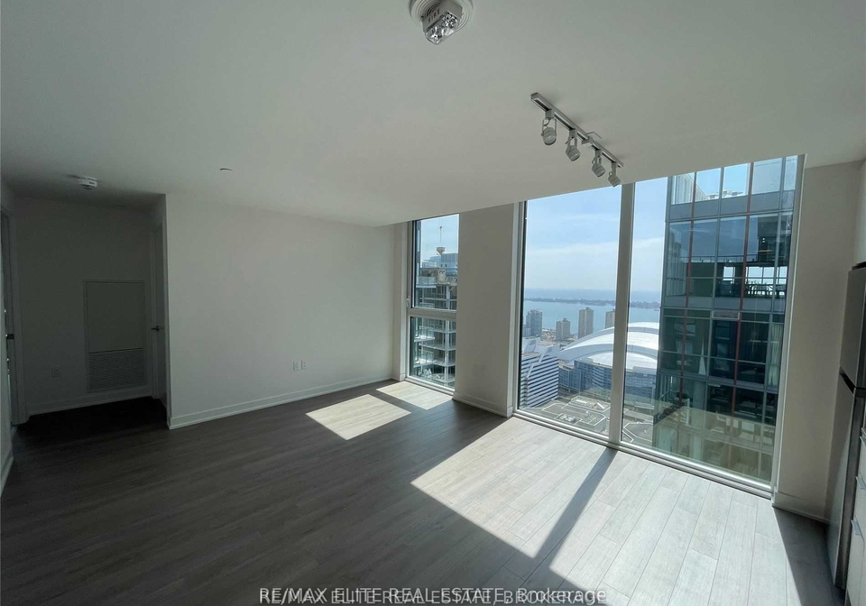 357-king-street-w-toronto-ontario-c12361354