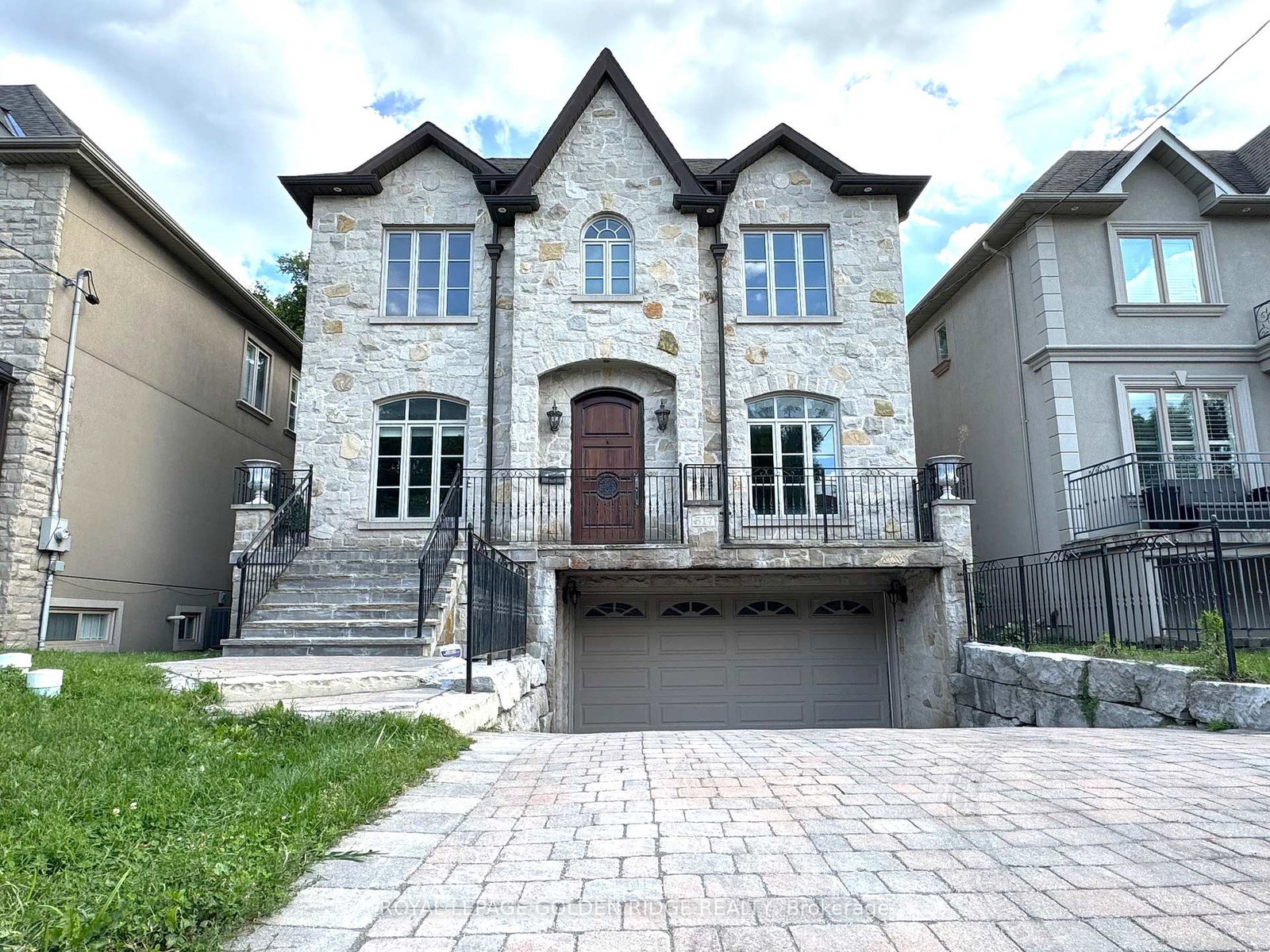 517-glengarry-avenue-toronto-ontario-c12361382