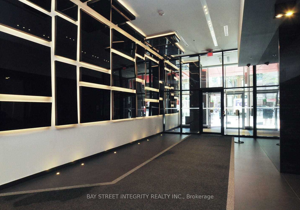 318-richmond-street-w-toronto-ontario-c12361577