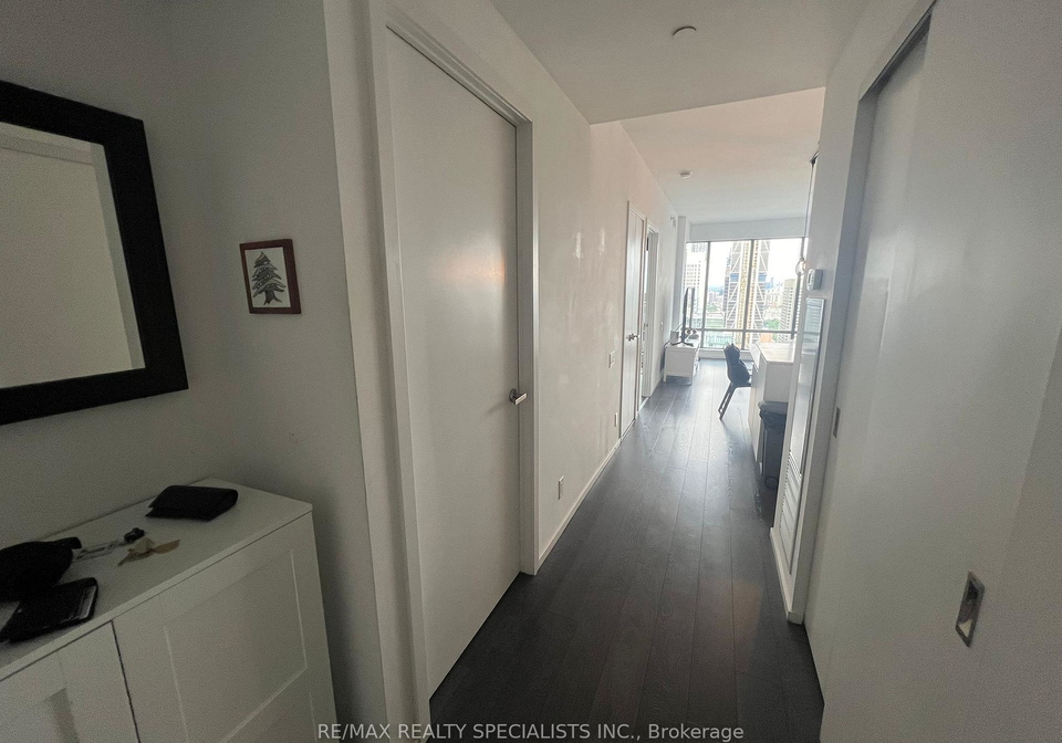 5-st-joseph-street-toronto-ontario-c12361676
