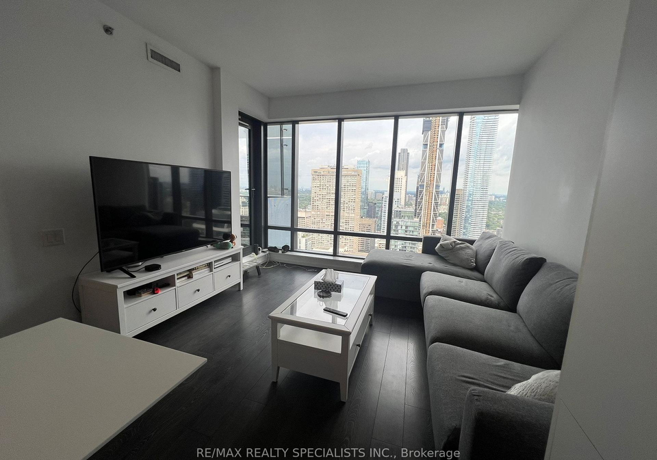 5-st-joseph-street-toronto-ontario-c12361676