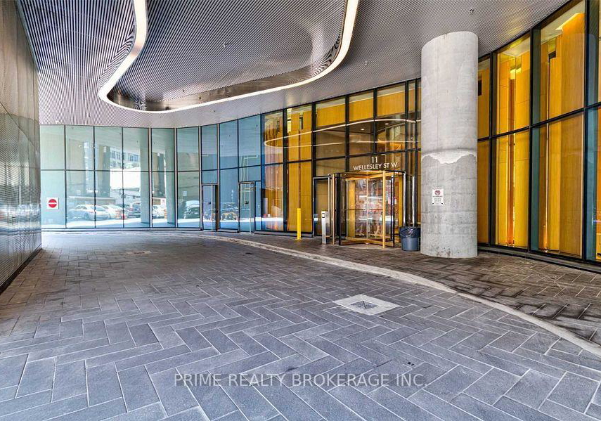 11-wellesley-street-w-toronto-ontario-c12361715